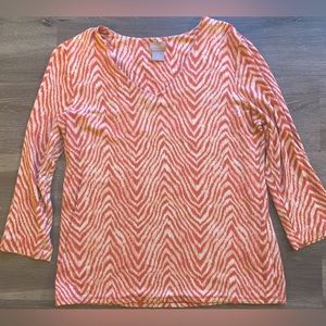 CHICO’S Women’s Tribal V-Neck Top Size 0 - Casual Top - Excellent Condition